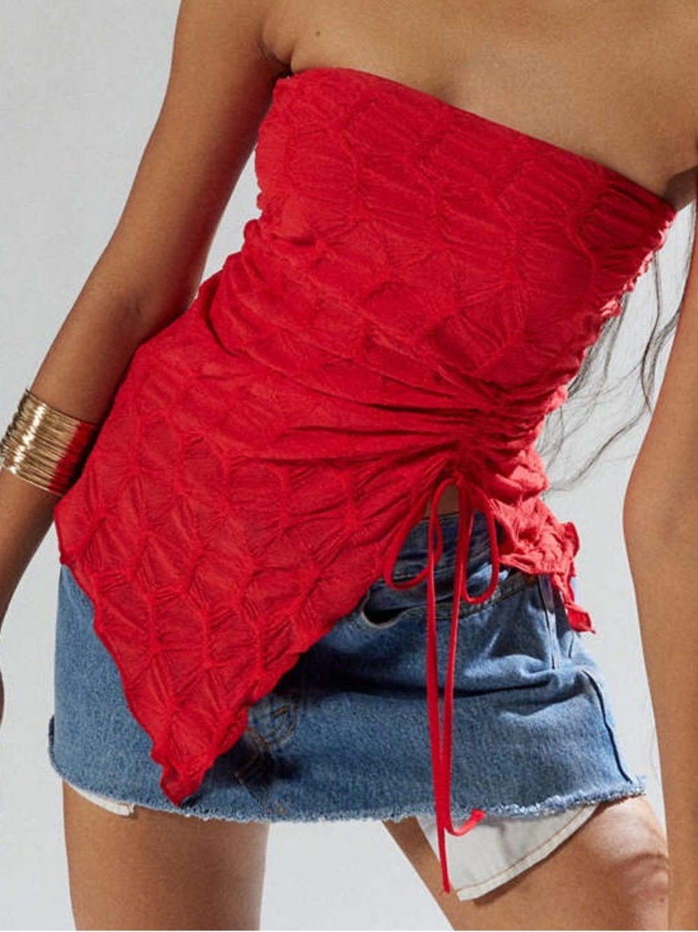 URBAN OUTFITTERS Silence + Noise Remy Textured Tube Top - Red (M)